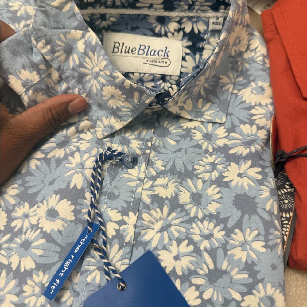 Shirts - Picture 9 of 11